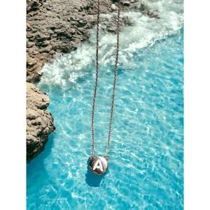 Gorgeous sterling silver women's necklace